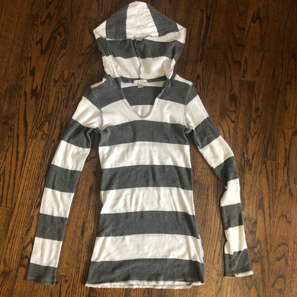 So Low Hooded Top